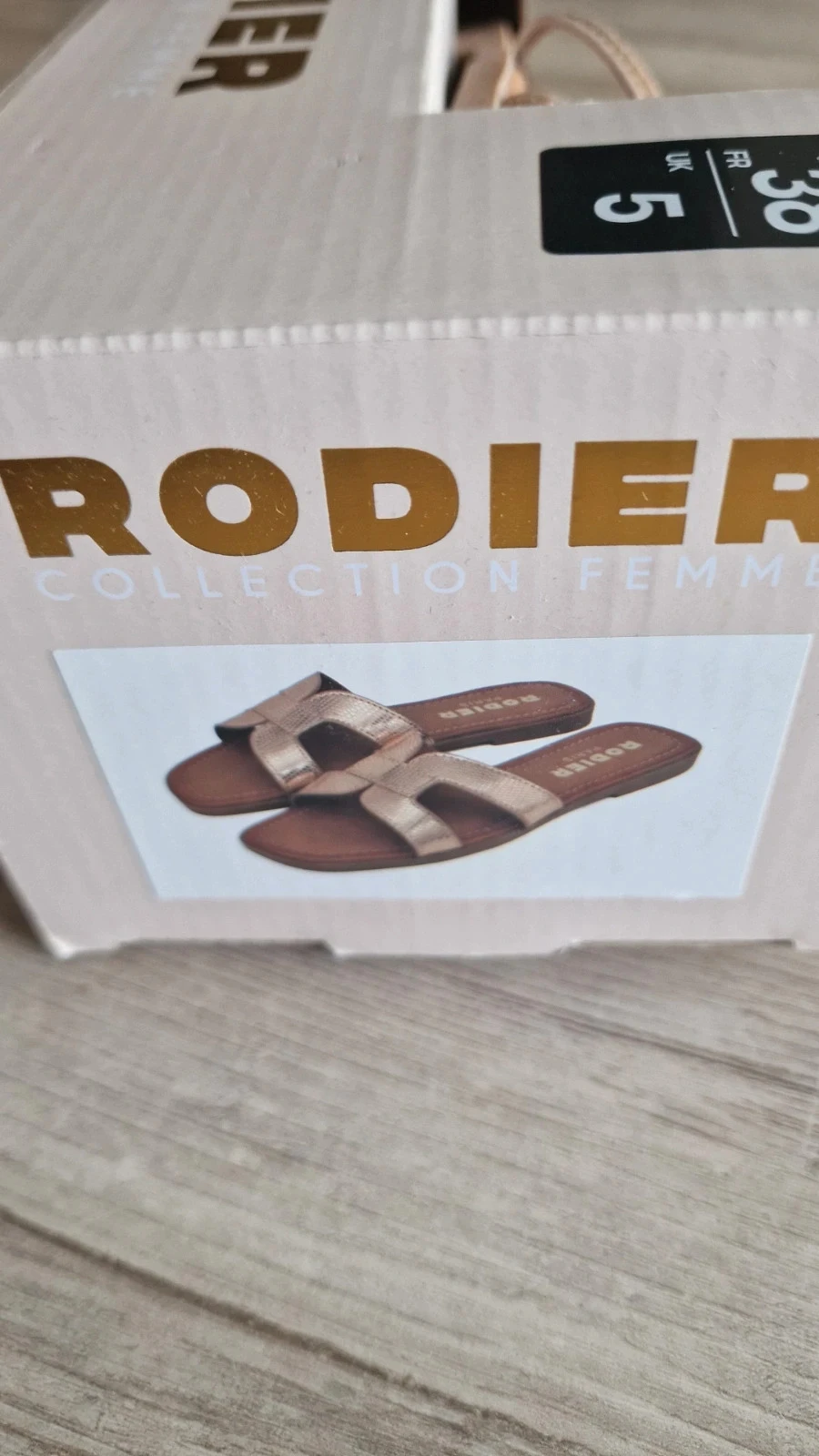 Stunning Rodier Paris sandals in rose gold. – photo 14